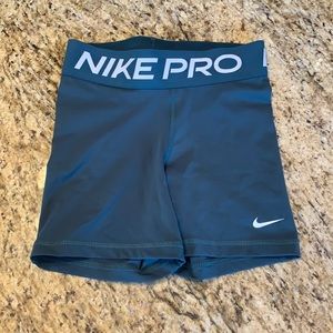 nike pros